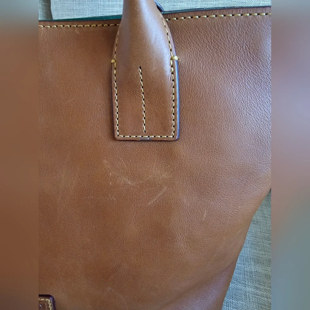 Dooney & Bourke Small Russel Bag, Florentine Leather. - Picture 8 of 14